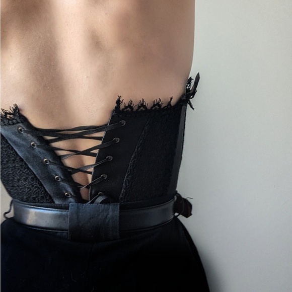 New🖤La Perla 2014 black lace and silk mini cropped corset 34B - Picture 5 of 11